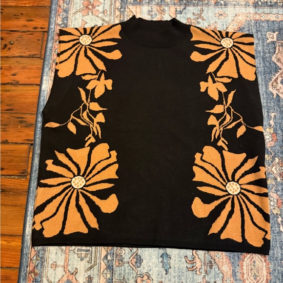 entro Sweaters - ✨ Entro Floral Sleeveless Sweater 2X Black Tan Statement